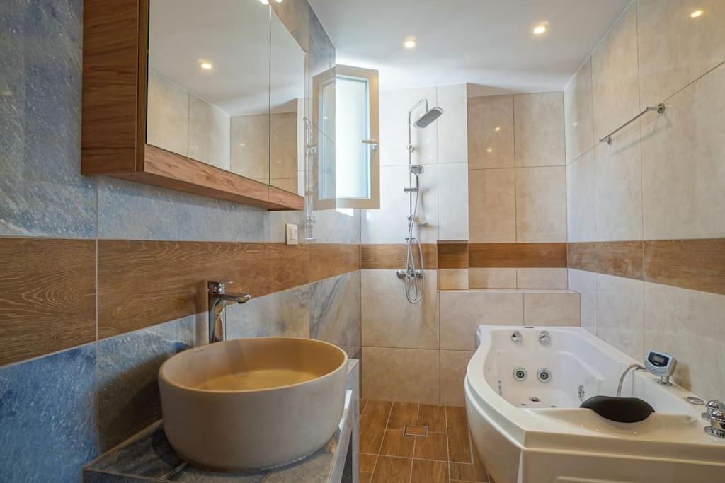 Odyssey Residences 2 Ханя Екстериор снимка